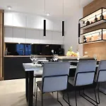 Apartman K&p - Luxurious Retreat - Brand New !!
