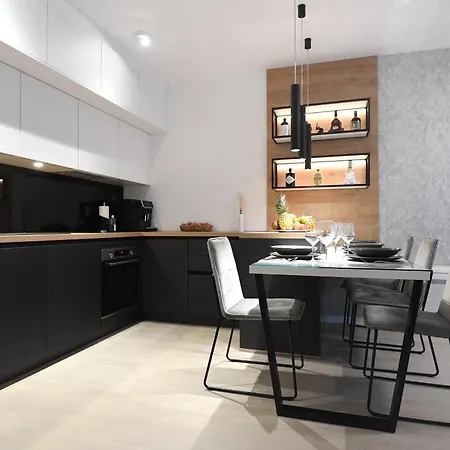Apartamento K&p - Luxurious Retreat - Brand New !!