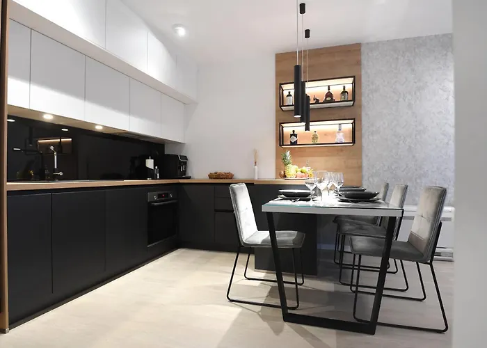 公寓 K&p - Luxurious Retreat - Brand New !!