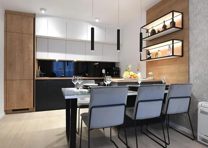 公寓 K&p - Luxurious Retreat - Brand New !!