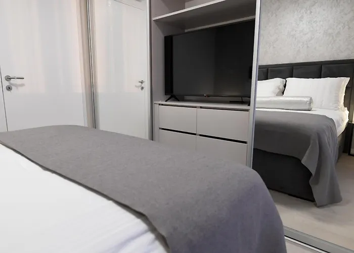 K&p - Luxurious Retreat - Brand New !! 아파트