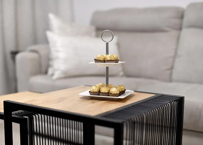 公寓 K&p - Luxurious Retreat - Brand New !! 扎达尔