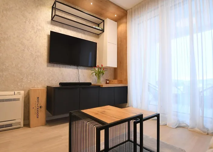 K&p - Luxurious Retreat - Brand New !! 公寓 扎达尔