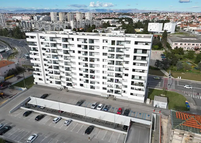 K&p - Luxurious Retreat - Brand New !! 公寓